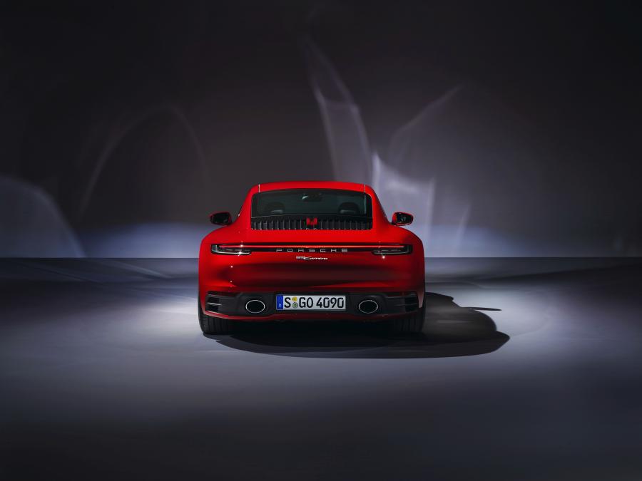  Porsche 911 Carrera (992) 2019 года  (WW) (фото 10 из 148)